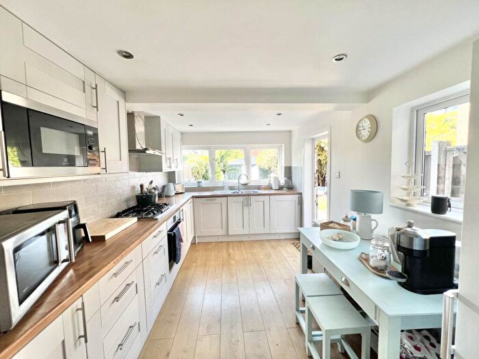 3 Bedroom Semi-Detached House To Rent In Gresham Road, Brentwood, CM14