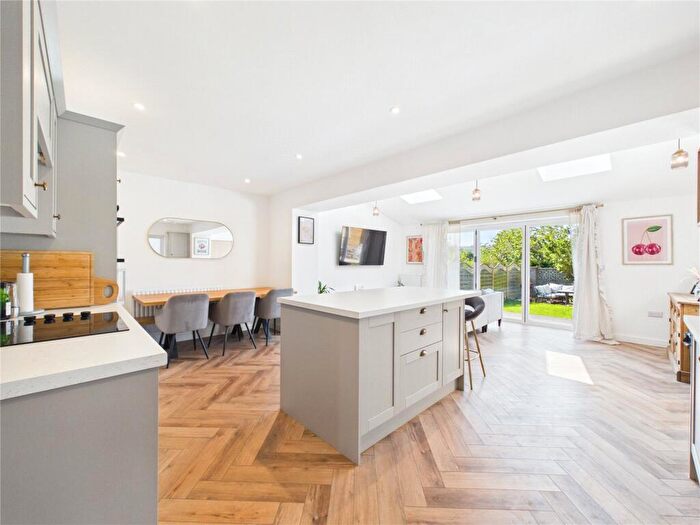 3 Bedroom Semi-Detached House For Sale In Kings Head Lane, Bristol, BS13