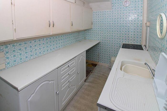 3 Bedroom Terraced House For Sale In Mountain Ash, Rochdale, OL12