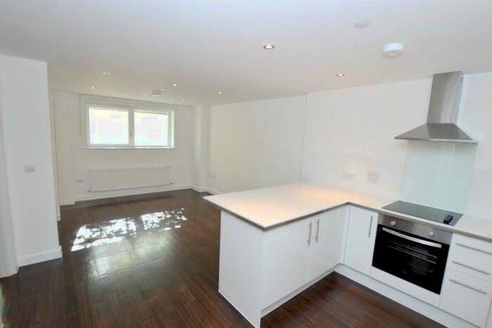 1 Bedroom Flat To Rent In London Rd, Norbury, London, SW16