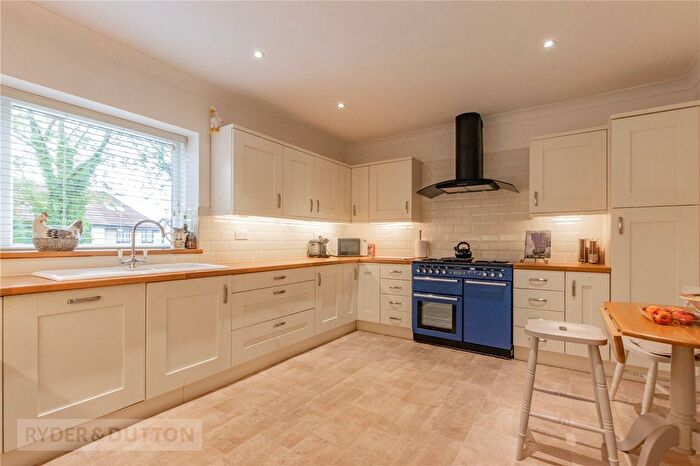 4 Bedroom Detached House For Sale In Oldham Road, Grasscroft, Saddleworth, OL4