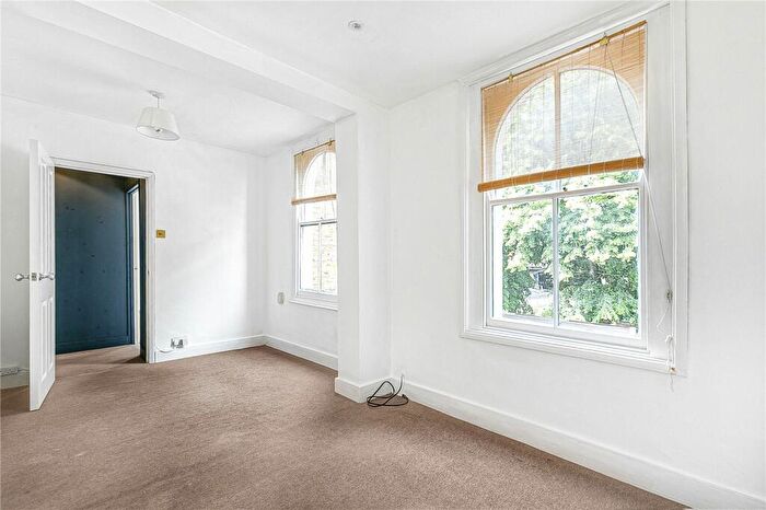 2 Bedroom Apartment To Rent In Old Ford Road, London, E2
