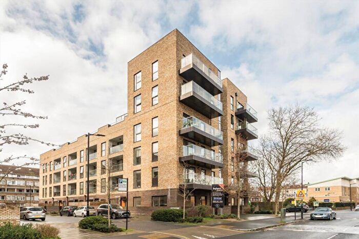 1 Bedroom Flat To Rent In Sumner Road, Peckham, SE15