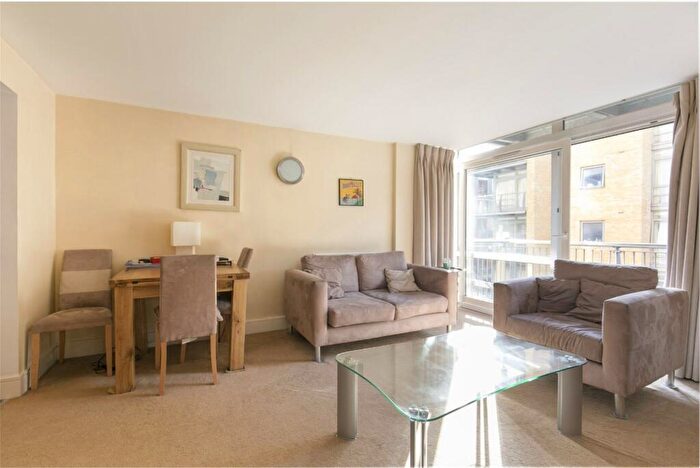 1 Bedroom Apartment To Rent In Cassilis Road, London, E14