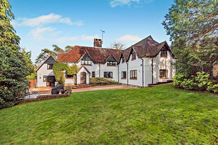 4 Bedroom Detached House For Sale In Heather Lane, West Chiltington, Pulborough, West Sussex, RH20