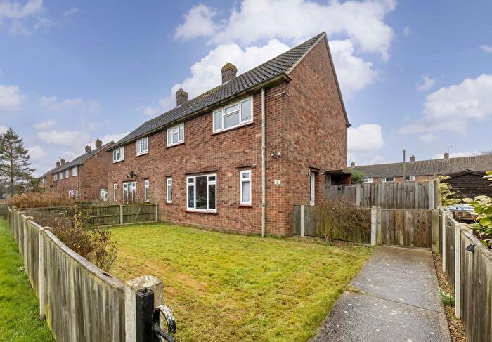 3 Bedroom Semi-Detached House For Sale In Kingsway, North Walsham, Norfolk, NR28