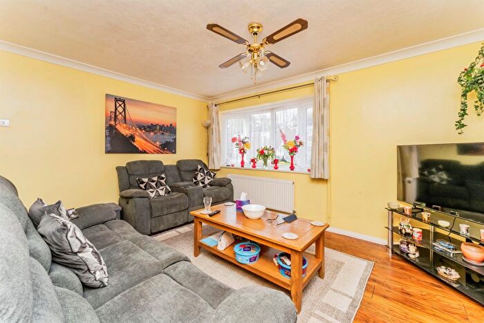 2 Bedroom Semi-Detached House For Sale In Blackfriars, Rushden, NN10