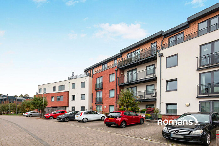 2 Bedroom Flat To Rent In Centro, Southern Road, Camberley, GU15