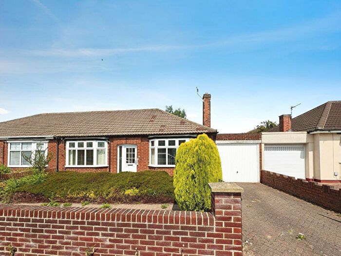 2 Bedroom Semi-Detached Bungalow For Sale In Firtree Crescent, Newcastle Upon Tyne, NE12