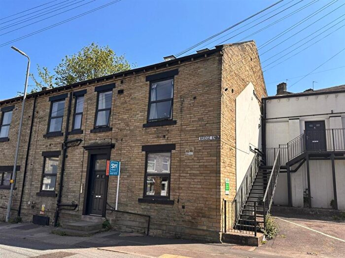 1 Bedroom Apartment To Rent In Bridge End, HD6