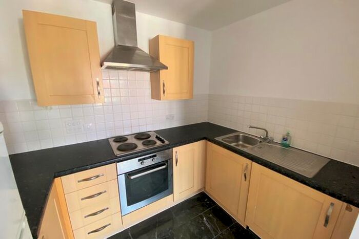 2 Bedroom Flat For Sale In Hever Hall, Conisbrough Keep, Coventry, CV1