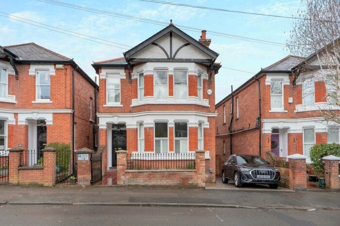 4 Bedroom Detached House To Rent In Wodeland Avenue, Guildford, Surrey, GU2