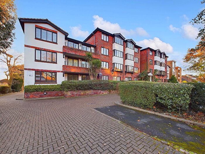 1 Bedroom Flat For Sale In The Oasis, Widmore Road, Bromley, Kent, BR1