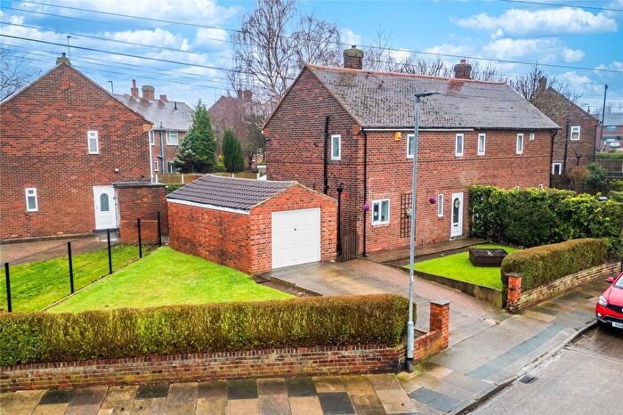 3 Bedroom Semi Detached House For Sale In Healdwood Road, Castleford, West Yorkshire, WF10