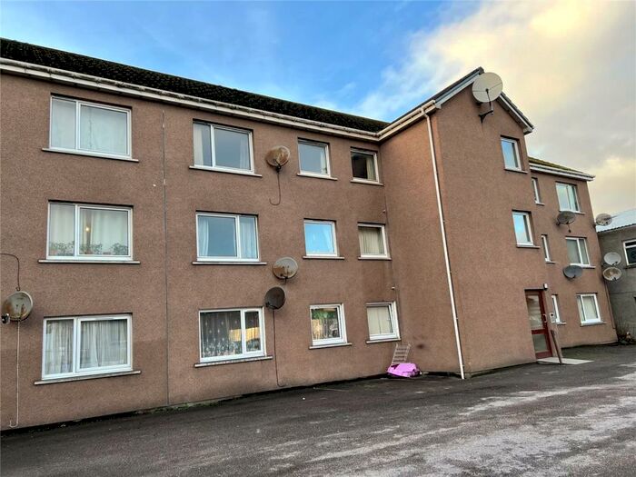 Houses for sale in Beauly, IV4, Highland