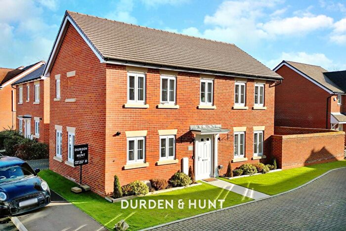 4 Bedroom Detached House For Sale In Elstar Road New, Ongar, CM5