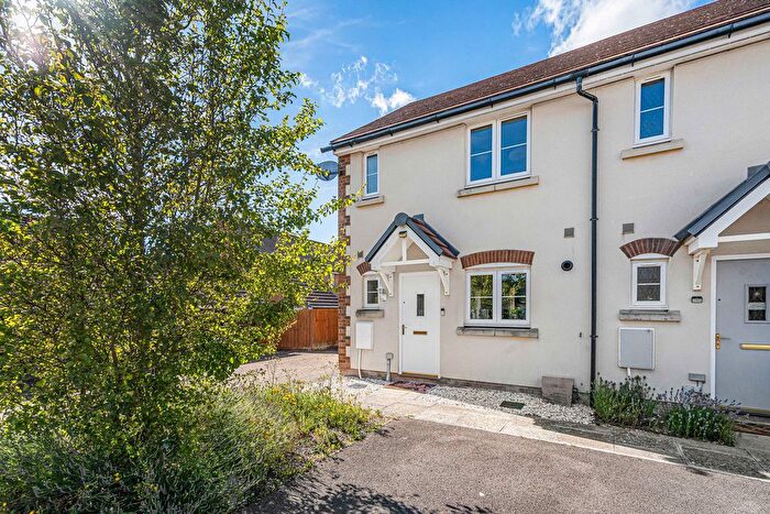 2 Bedroom End Terrace House For Sale In Elm Park, Didcot, OX11