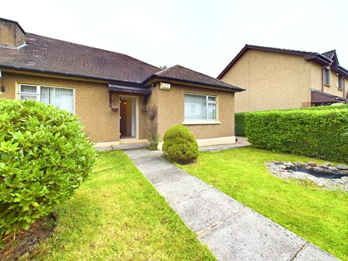 3 Bedroom Semi-Detached House To Rent In Muirhouse Avenue, Muirhouse, Edinburgh, EH4