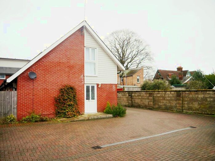 2 Bedroom End Of Terrace House To Rent In Freehold Road, Ipswich, Suffolk, IP4