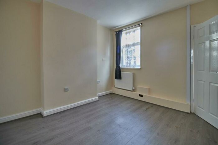 2 Bedroom House To Rent In Gadsby Street, Nuneaton, CV11