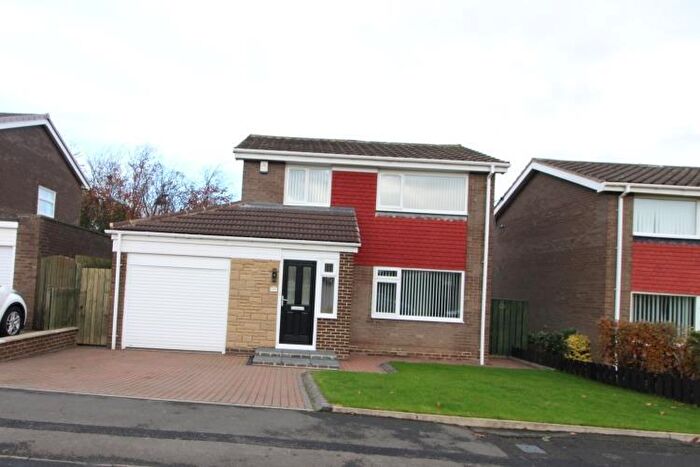 3 Bedroom Detached House For Sale In Jedburgh Close, Chapel Park, Newcastle Upon Tyne, NE5