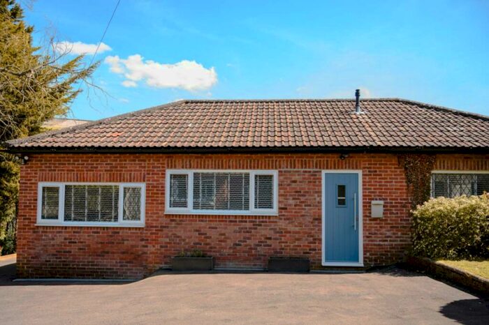 2 Bedroom Bungalow To Rent In Wallbridge, Frome, BA11