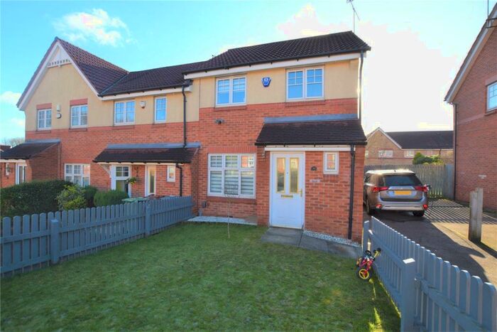 3 Bedroom Terraced House To Rent In Tavistock Park, Leeds, West Yorkshire, LS12