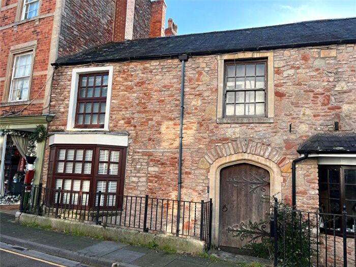 1 Bedroom Terraced House To Rent In Impressive Cottage With Courtyard Garden - Central Wells, BA5