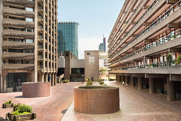 1 Bedroom Flat For Sale In Barbican, London, EC2Y