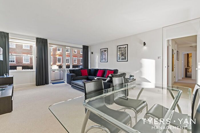 3 Bedroom Flat To Rent In Weymouth Street, London, W1W