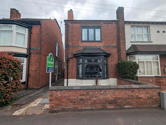 4 Bedroom Semi Detached House For Sale In Belvedere Road, Burton-on-Trent, Staffordshire, DE13