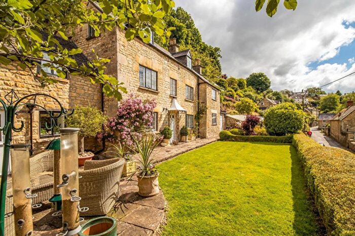 4 Bedroom Detached House For Sale In High Street, Chalford, Stroud, Gloucestershire, GL6