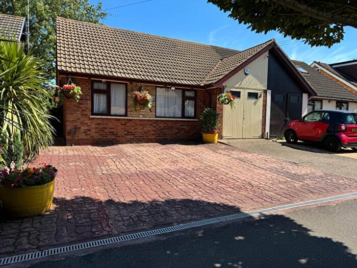 2 Bedroom Semi-Detached Bungalow To Rent In Hornbeam Road, Theydon Bois, CM16