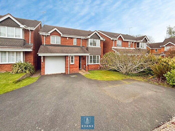 4 Bedroom Detached House For Sale In Woods Piece, Keresley End, Coventry, CV7