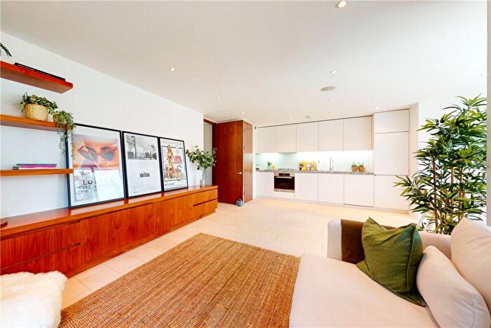 2 Bedroom Apartment To Rent In Latitude House, Oval Road, London, NW1