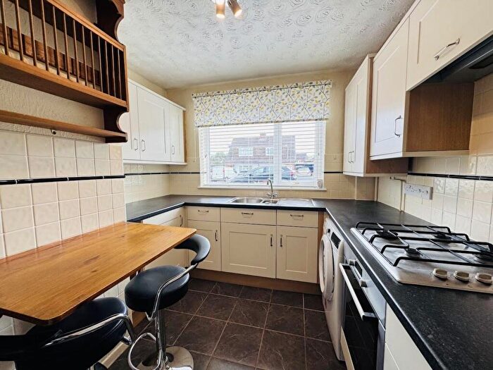 2 Bedroom Detached Bungalow For Sale In Hillside, Findern, Derby, DE65