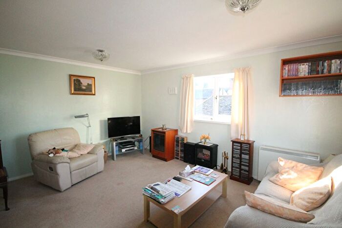 1 Bedroom Property For Sale In Marshalls Court, Speen, Newbury, RG14