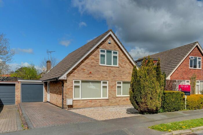 4 Bedroom Detached House To Rent In Ingrams Way, Hailsham, BN27