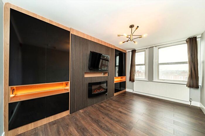 1 Bedroom Flat To Rent In Fulham Broadway, Fulham, SW6