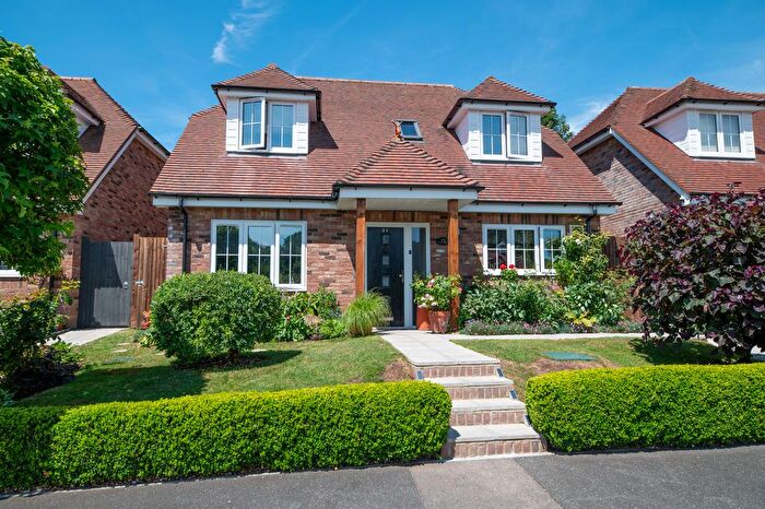3 Bedroom Detached House For Sale In Willowside, Lovedean, PO8