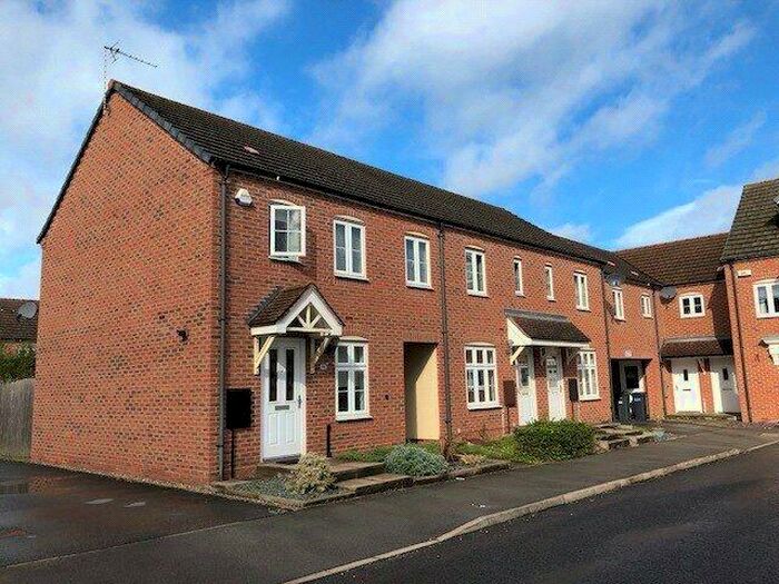 2 Bedroom House To Rent In Wharf Lane, Solihull, West Midlands, B91