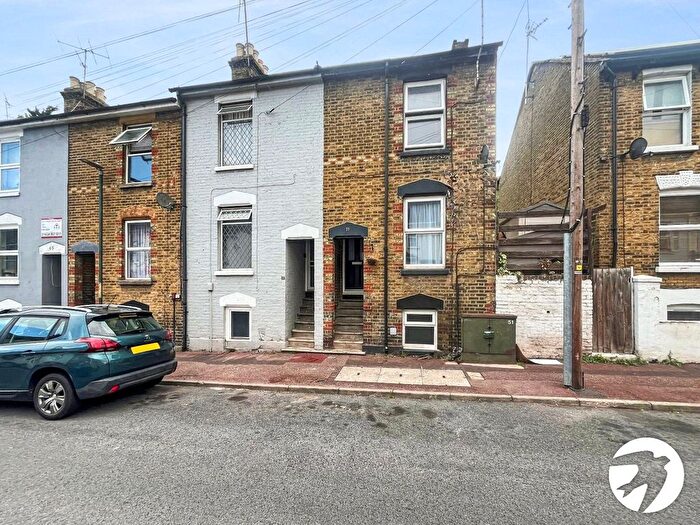 4 Bedroom Terraced House To Rent In Thorold Road, Chatham, Kent, ME5