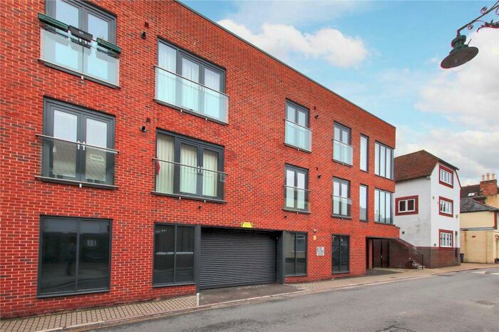 2 Bedroom Apartment To Rent In The Beer Cart Building, Stour Street, Canterbury, Kent, CT1