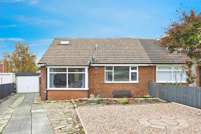 3 Bedroom Semi-Detached Bungalow For Sale In Prune Park Lane, Allerton, Bradford, BD15