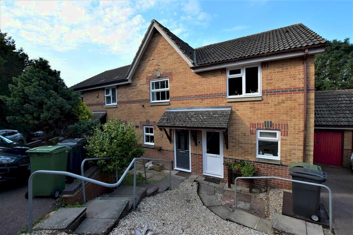 2 Bedroom Terraced House To Rent In Barn Court, St. Leonards-On-Sea, TN37