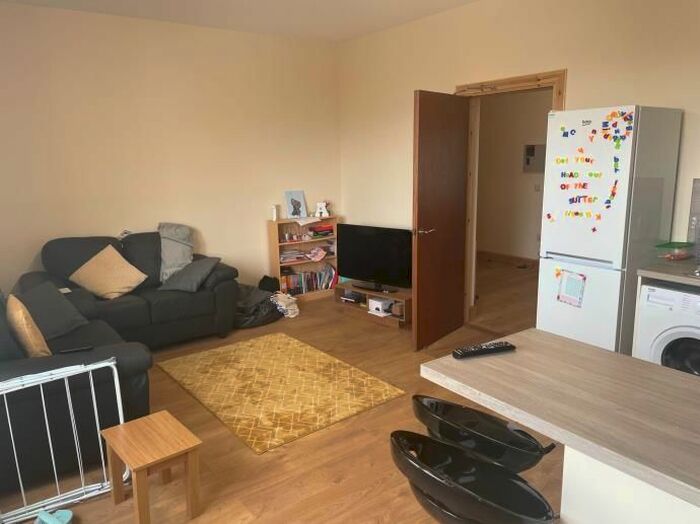 2 Bedroom Flat To Rent In West Bell Street, Dundee DD1