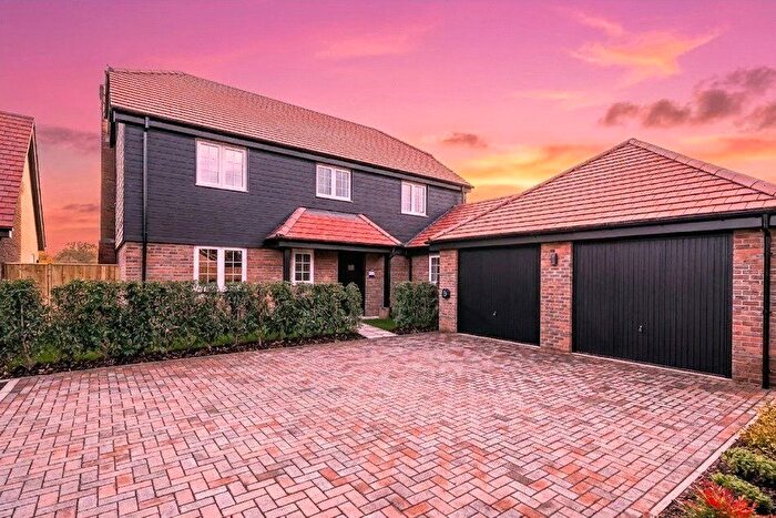 4 Bedroom Detached House For Sale In Bowbrook Copse, Monk Sherborne Road, Charter Alley, Hampshire, RG26