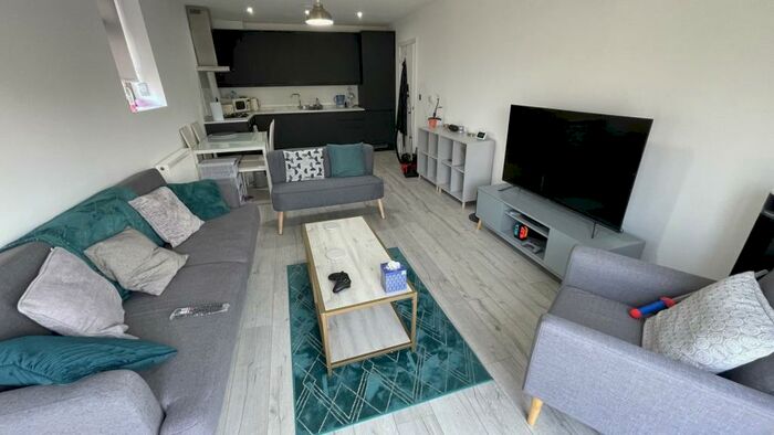 1 Bedroom Flat To Rent In Tanner Street, Barking, IG11