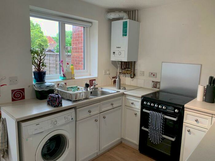 2 Bedroom Terraced House To Rent In Courtlands, Bristol, BS32