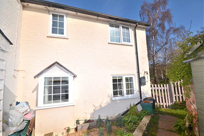 2 Bedroom End Of Terrace House To Rent In Paget Road, Wivenhoe, CO7